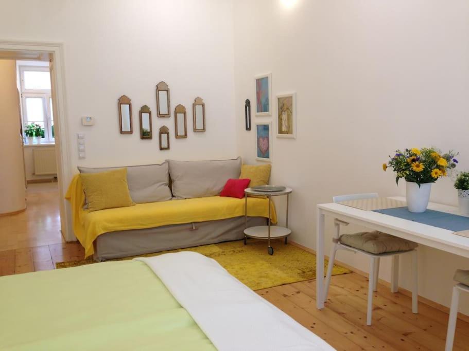 וינה Danube Art Apartments מראה חיצוני תמונה
