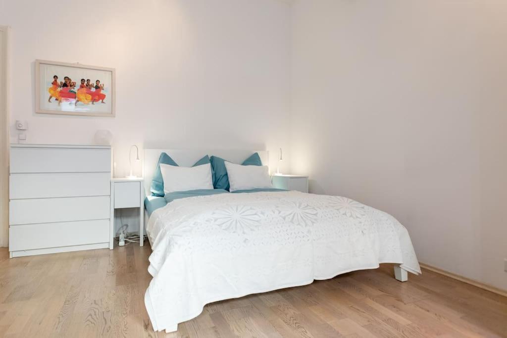 וינה Danube Art Apartments מראה חיצוני תמונה